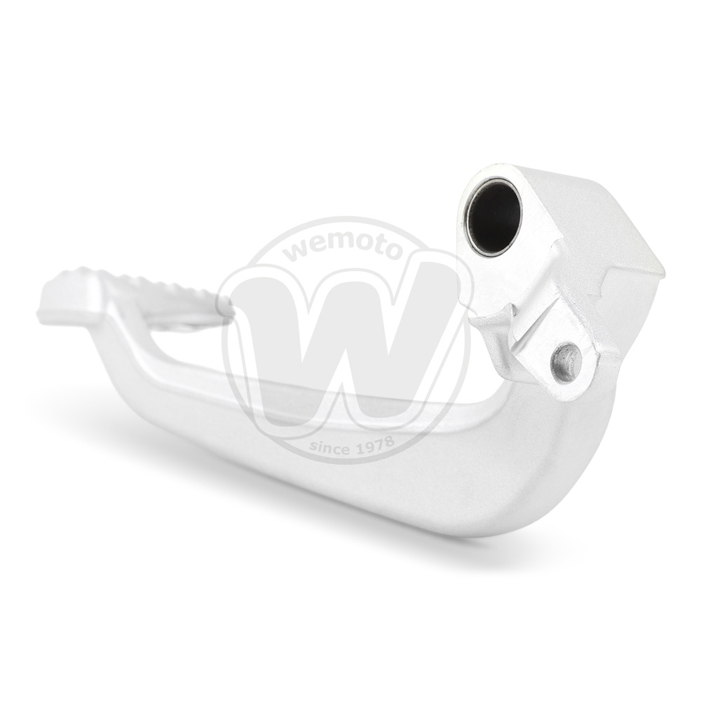 0FQ4447_zzlw7326 three.jpg